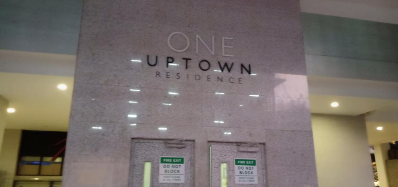 One Uptown Opposite Of Grandhyatt Hotel Manila Taguig City Экстерьер фото